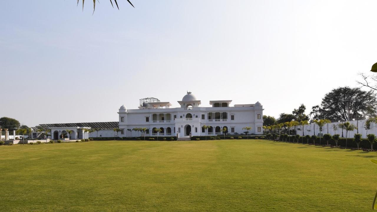 Umaid Farm Resort- A Legancy Vintage Stay In Divisione di Jaipur Esterno foto