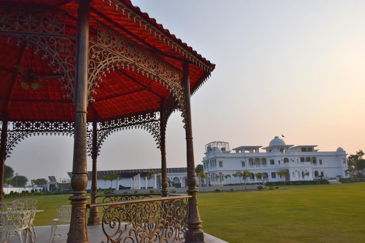 Umaid Farm Resort- A Legancy Vintage Stay In Divisione di Jaipur Esterno foto