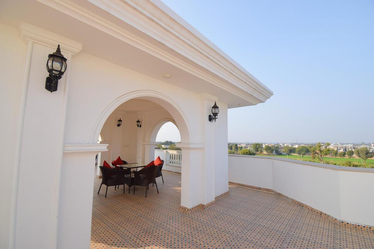 Umaid Farm Resort- A Legancy Vintage Stay In Divisione di Jaipur Esterno foto
