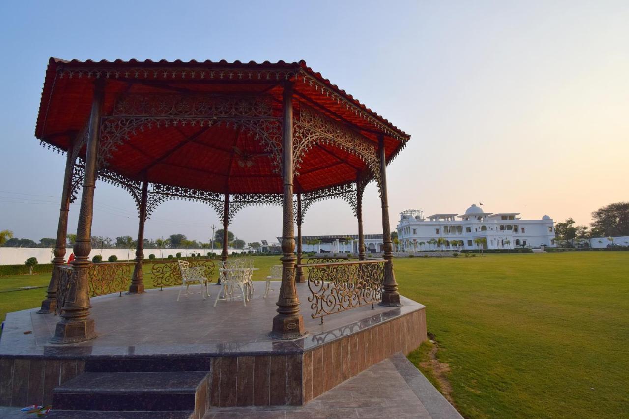 Umaid Farm Resort- A Legancy Vintage Stay In Divisione di Jaipur Esterno foto