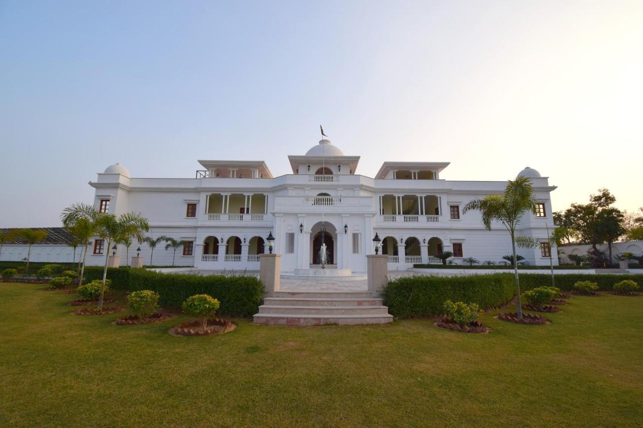 Umaid Farm Resort- A Legancy Vintage Stay In Divisione di Jaipur Esterno foto
